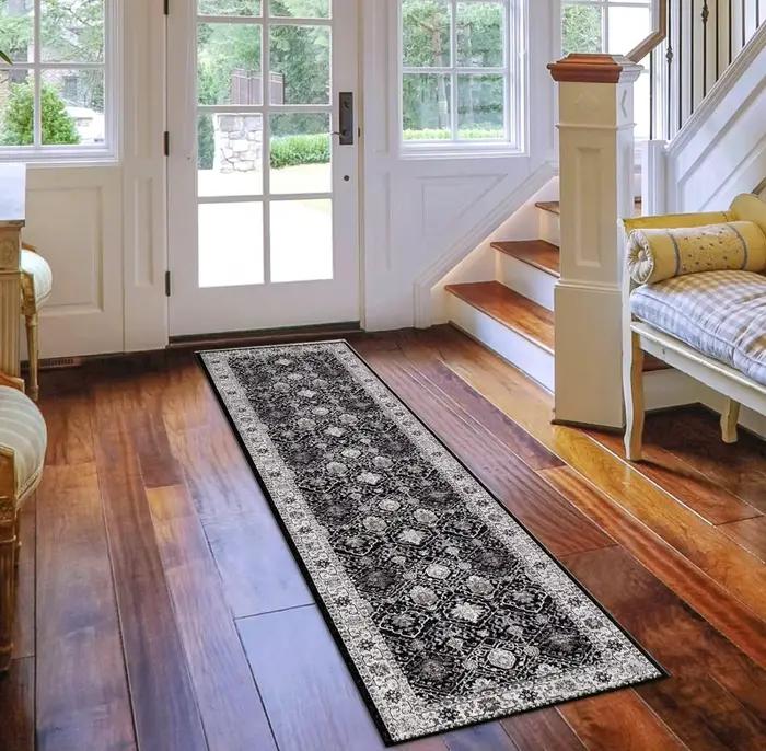 Tapis long à thème motif vintage