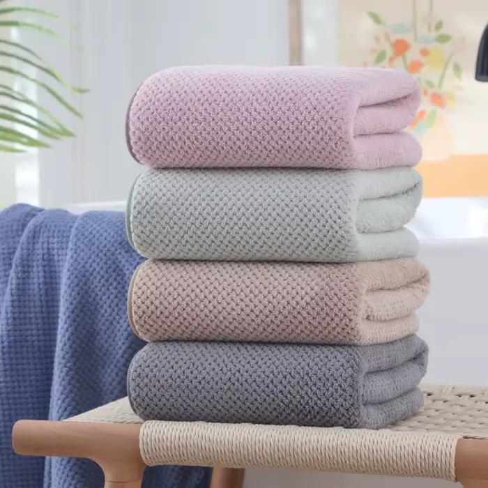 Serviette de bain épaisse