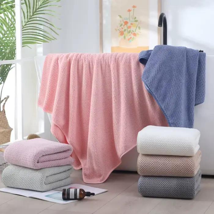 Serviette de bain épaisse