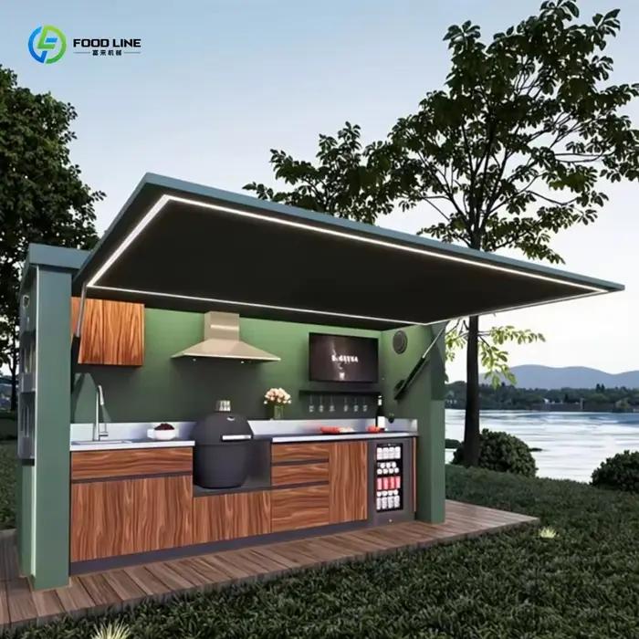 Cuisine extérieure électrique élégante et personnalisée avec évier et réfrigérateur intégrés, installation rapide pour les réceptions dans la cour.