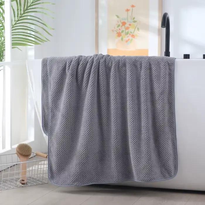 Serviette de bain épaisse
