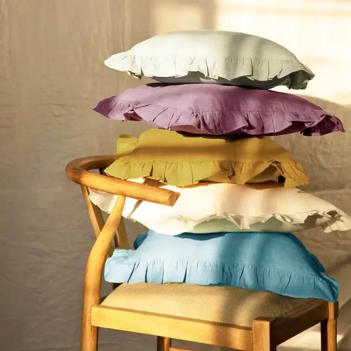 Juste de coussin carrée à volants français