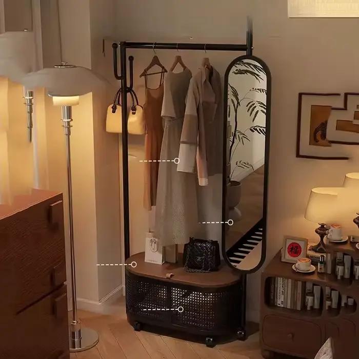 Balcon noir porte-vêtements mural séchage debout extensible