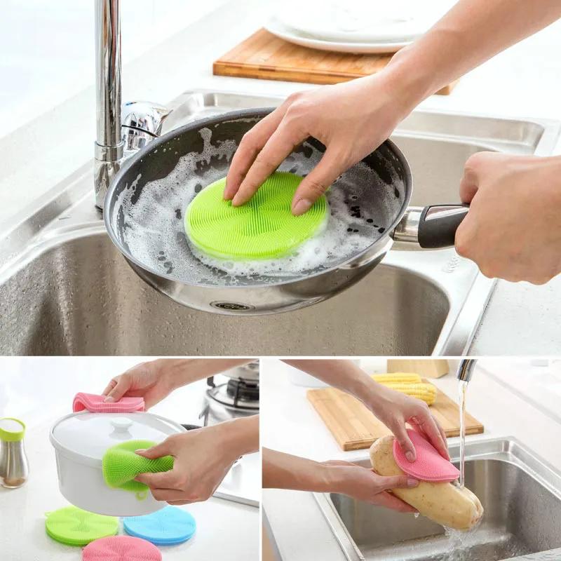 Brosse en silicone pour livres de cuisine