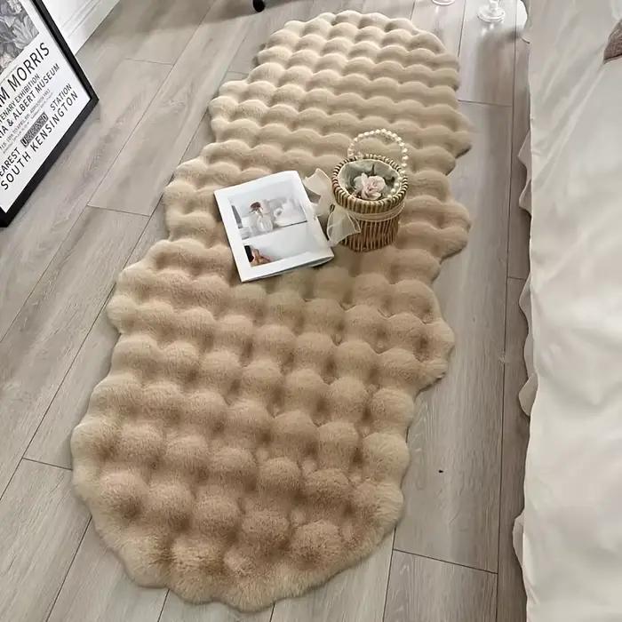 Un tapis de chambre à coucher blanc en peluche Un tapis d'intérieur doux et confortable Un tapis de