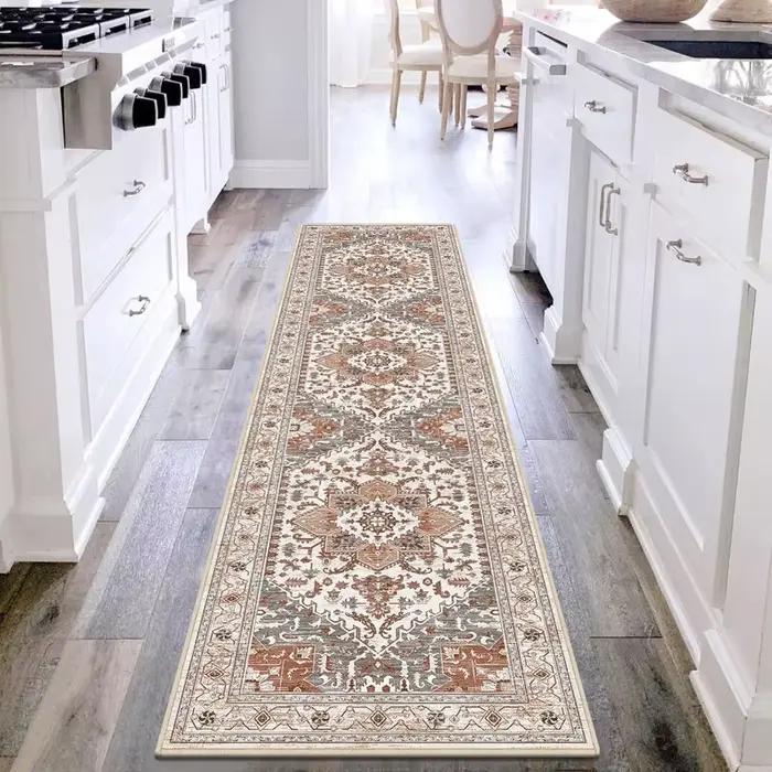Tapis de couloir vintage persan à motifs floraux