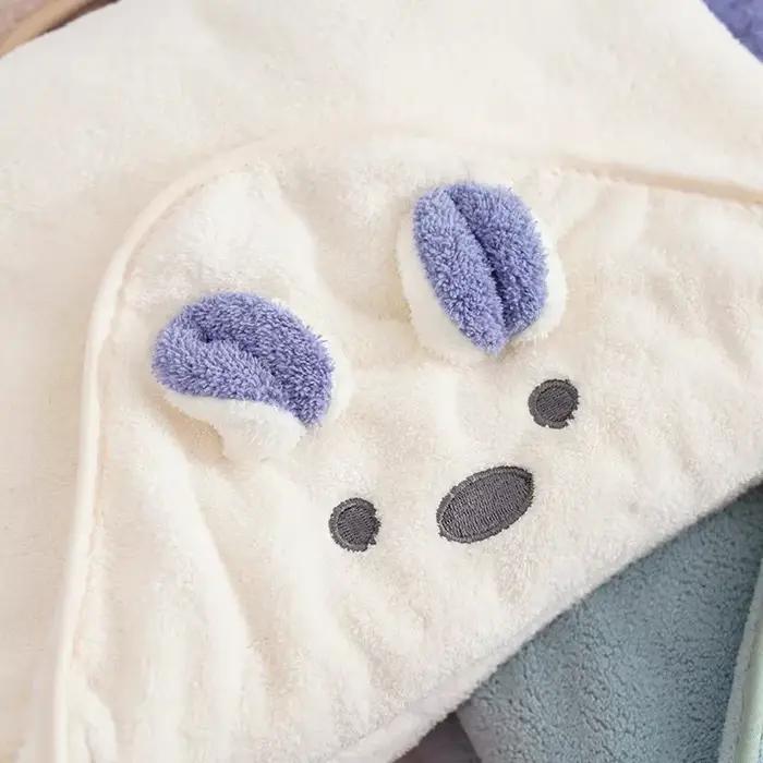 Serviette de bain pour bébé