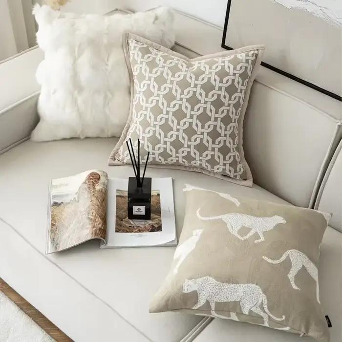 Housse de coussin de luxe légère à flocons d'avoine