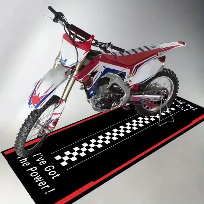 Tapis de moto, tapis antidérapant pour garage, pour le stationnement des motos, absorbant, style racing/à carreaux/prêt pour la course, tapis pour moto