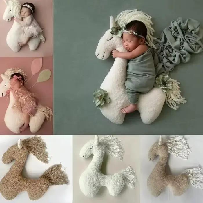 Oreiller de pose licorne pour photographie de nouveau-né, ensemble de coussin et couverture de cheval en peluche douce, accessoire de décoration d'arrière-plan de Studio Photo pour bébé