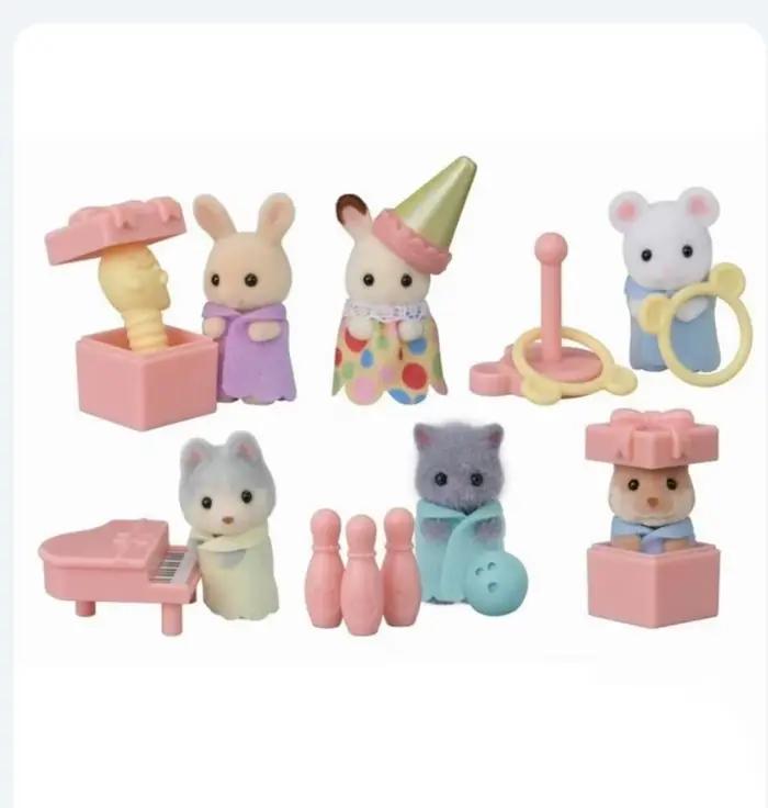En stock : Jouets Sylvanian Families, Cuisines miniatures pour filles, Mini-sacs surprises pour bébés, Poupées pour filles, Aliments miniatures, Cuisine pour enfants