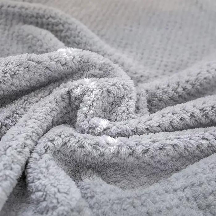 Serviette de bain en velours corail épais de haute qualité