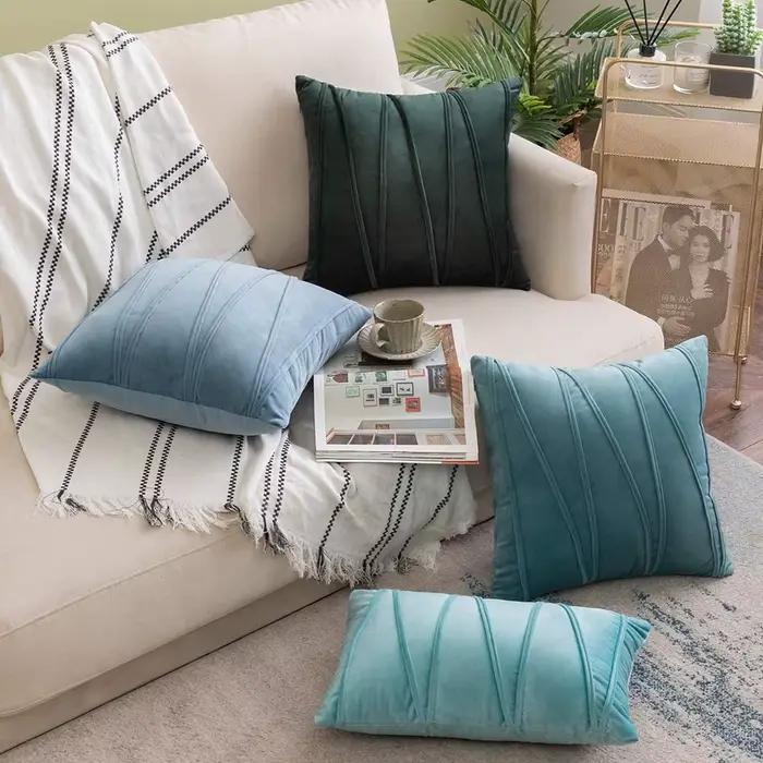 Juste de coussin en velours bleu pour canapé