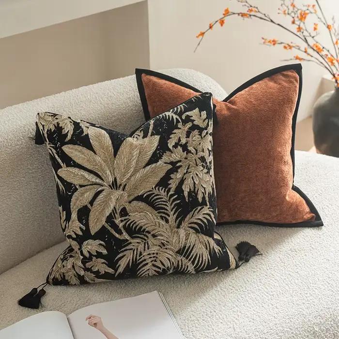 Housse de coussin jacquard léopard moderne rétro
