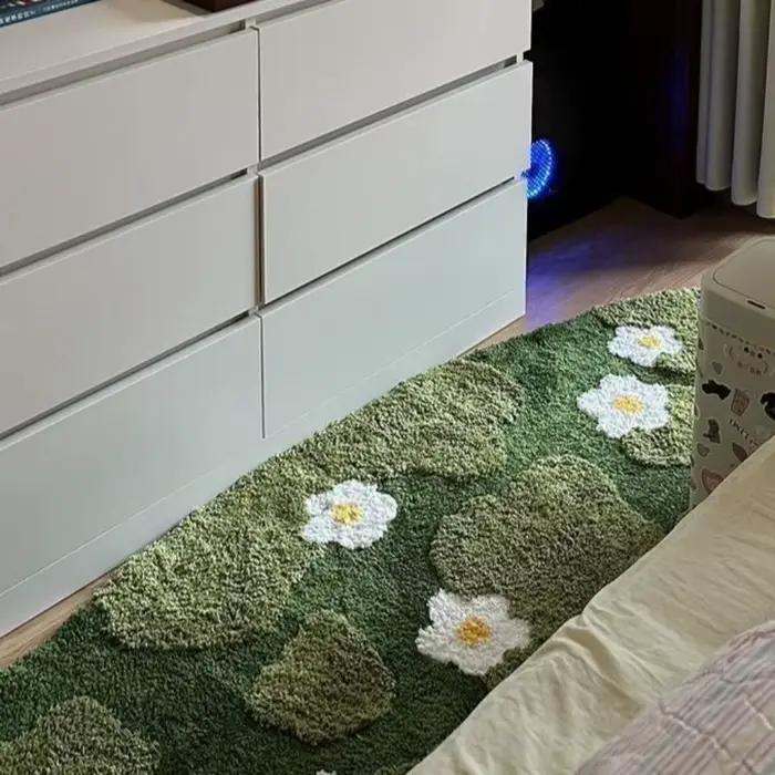 Tapis irrégulier en imitation cachemire à motif floral