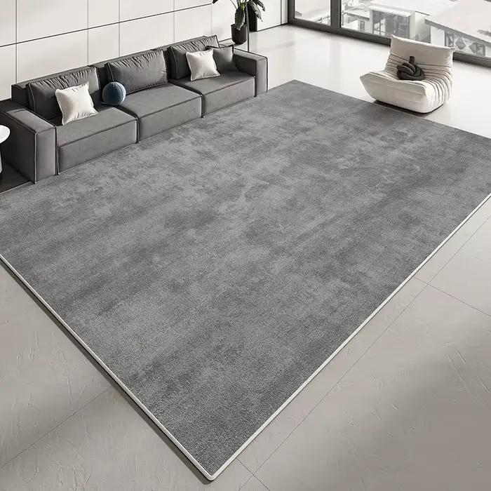 Tapis moderne gris foncé uni pour salon et chambre à coucher