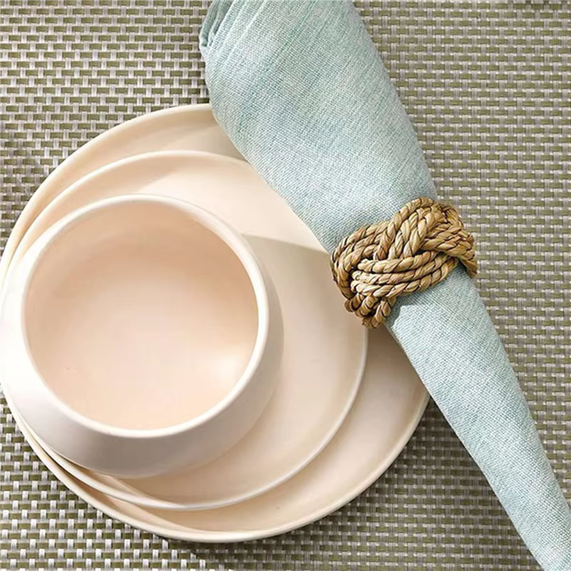 Anneau de serviette en rotin naturel tissé à la main, anneau de paille, boucle de serviette occident