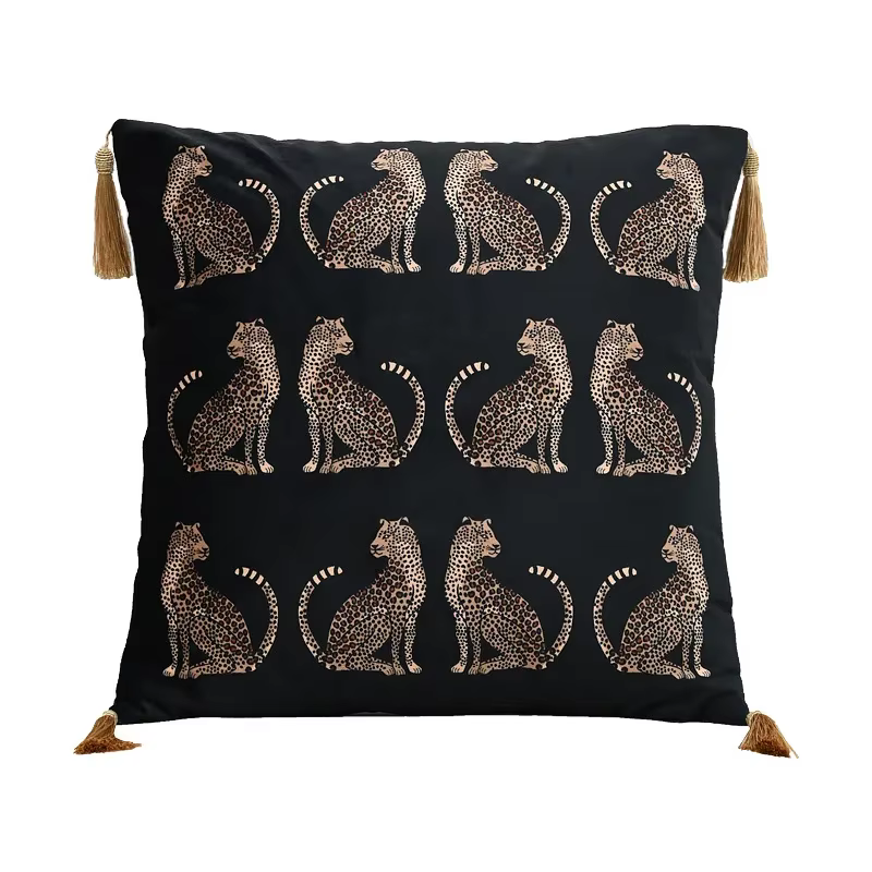 Housse de coussin léopard américain avec décoration de pompon, taie d'oreiller décorative pour la ma