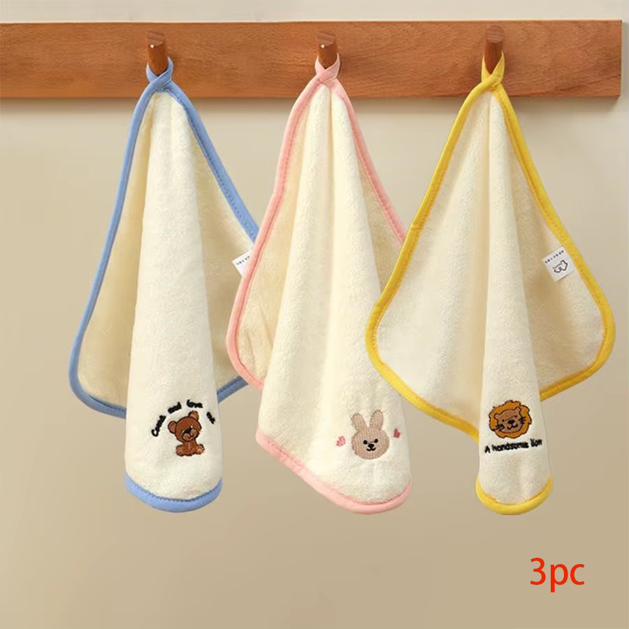 Lot de 3/5 petites serviettes carrées en velours corail brodées de dessins animés, de 25 cm x 25 cm,