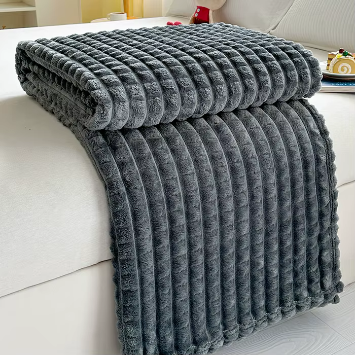 2025 nouvelle couleur unie Imitation fourrure Plaid flanelle couverture hiver bureau sieste couvertu