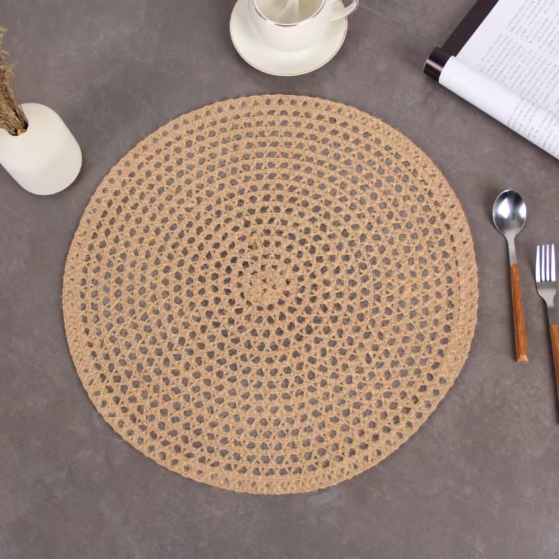 Napperons ronds pour table à manger, tapis de table décoratif Boho tissé en jute naturel de 15 pouce