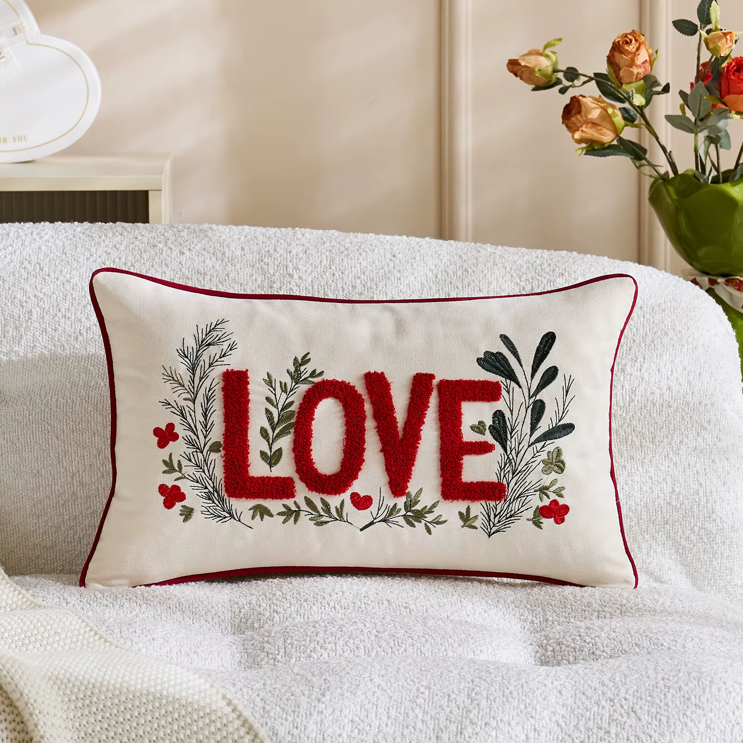Housse de coussin capitonnée en forme de cœur pour la saint-valentin, taie d'oreiller brodée d'amour