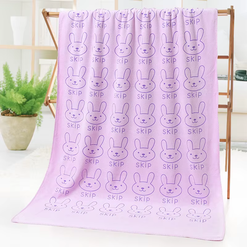 Serviette de bain légère avec motif de lapin mignon – Serviette douce à séchage rapide, idéale pour 