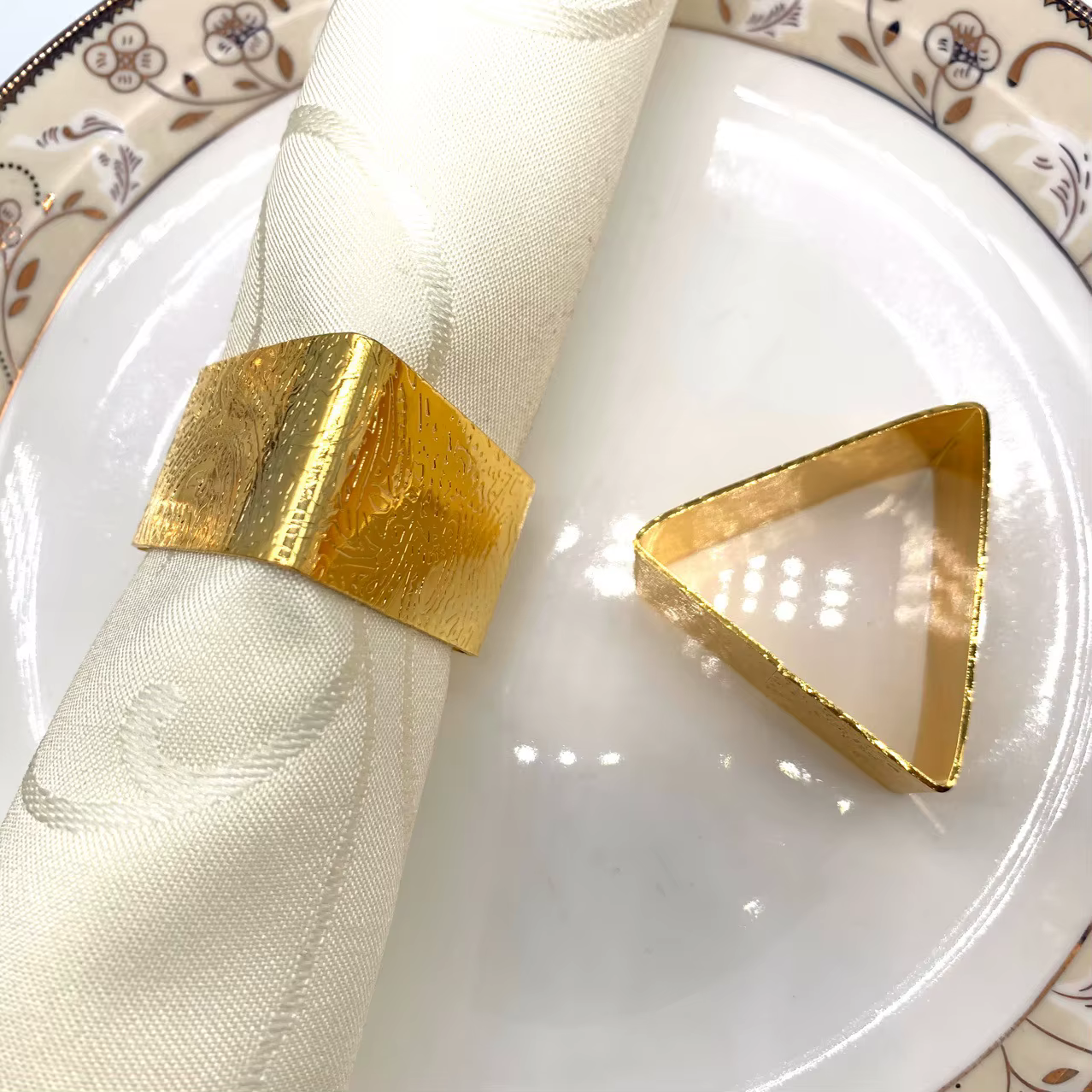100 pièces porte-serviettes triangulaire anneau de Serviette réunions de fête de mariage fournitures de Table maison
