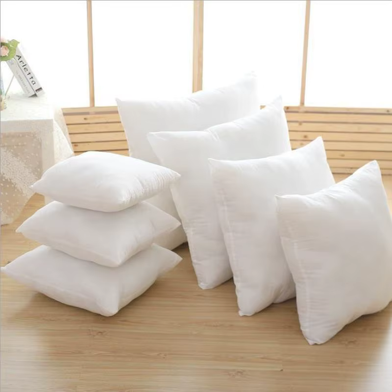 Coussin à Noyau Solide en Coton PP