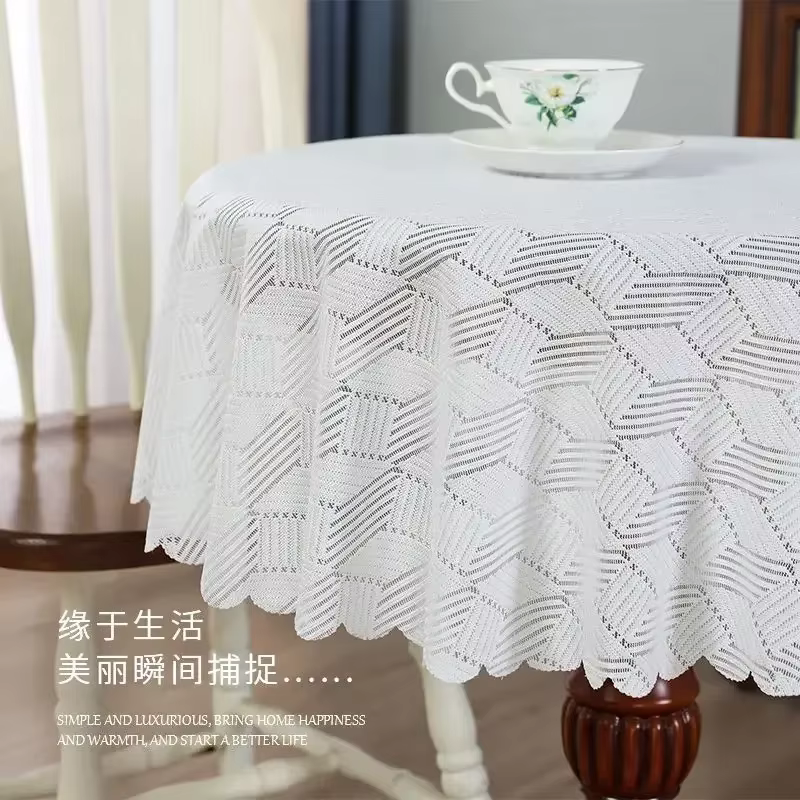 Nappe en tissu dentelle blanche