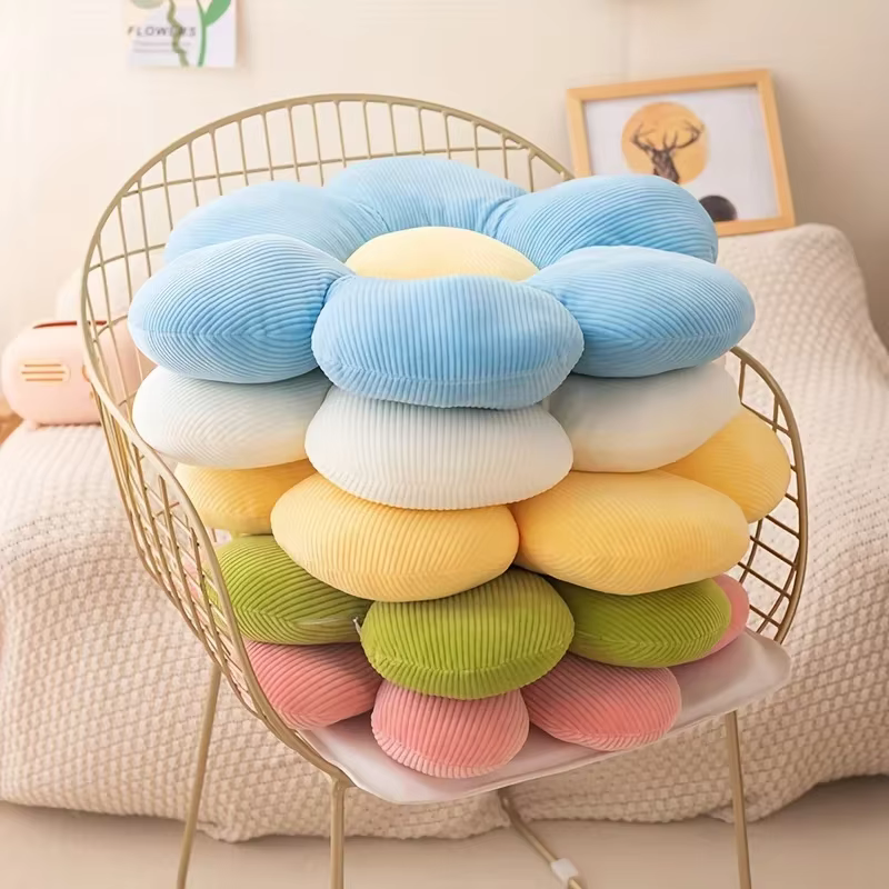 Coussin de canapé en peluche à fleurs