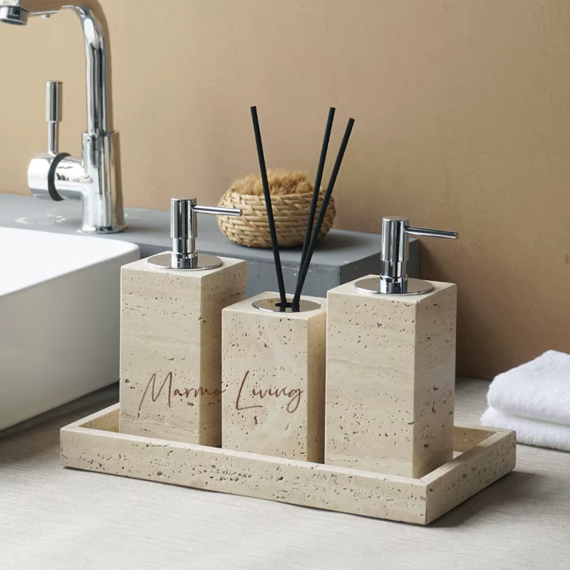 Ensemble d'accessoires de salle de bains en travertin Beige