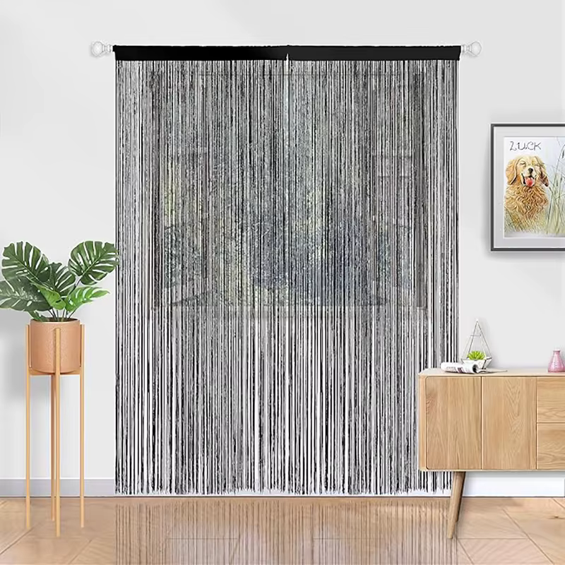 Rideaux multicolores à lignes droites pour salon