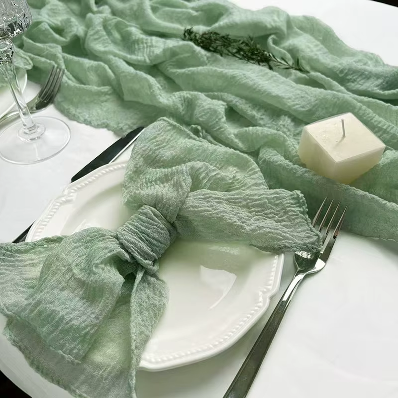 Chemin de Table en Gaze Vert Sauge