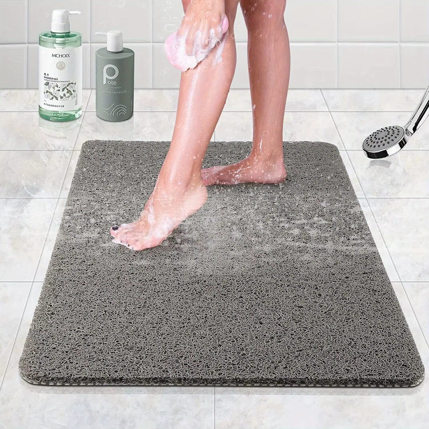 Nouveau tapis de sol de salle de bain petit