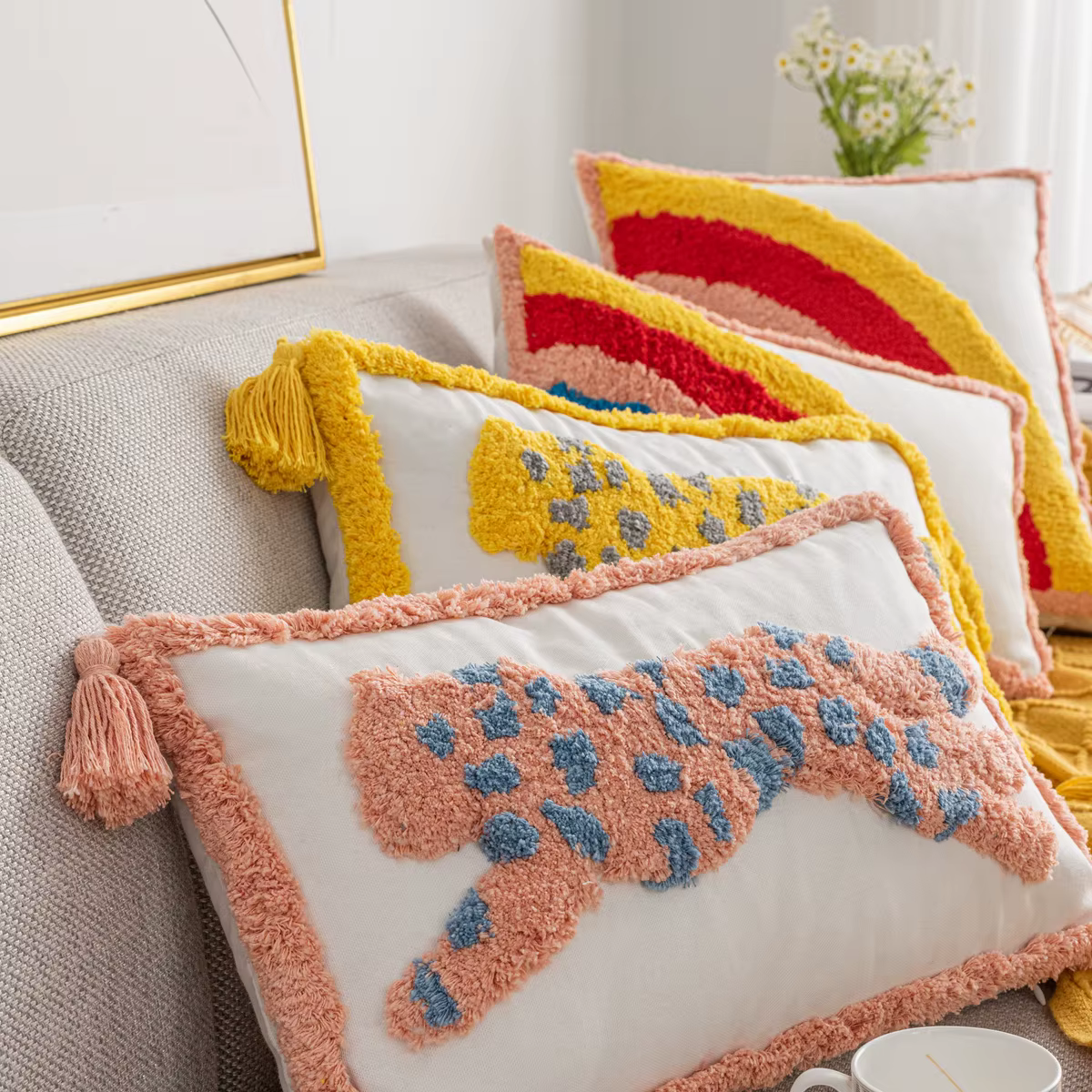 Juste de coussin tuftée guépard rose jaune