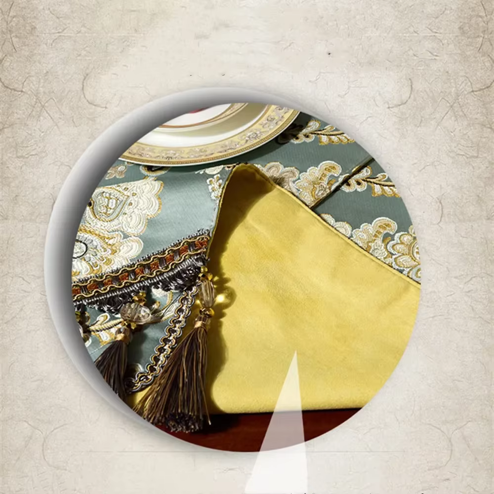 Nappe de table moderne minimaliste en satin brodé