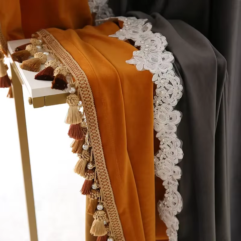 Rideaux de luxe légers personnalisés