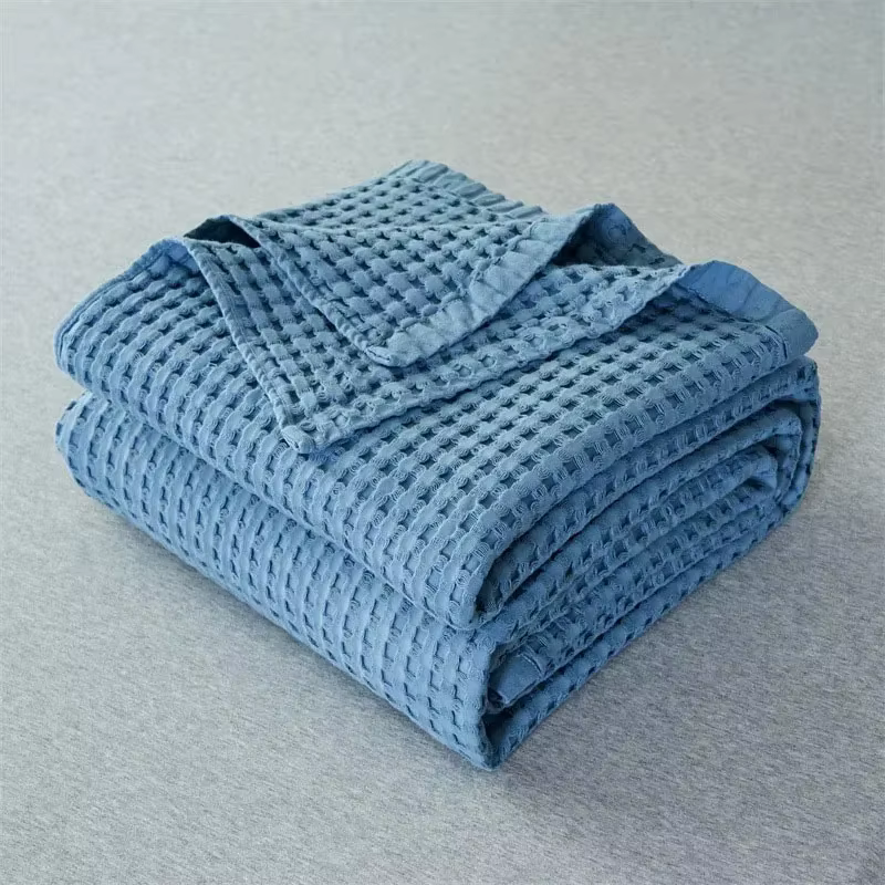 Couverture en coton gaufré à carreaux pour lit simple