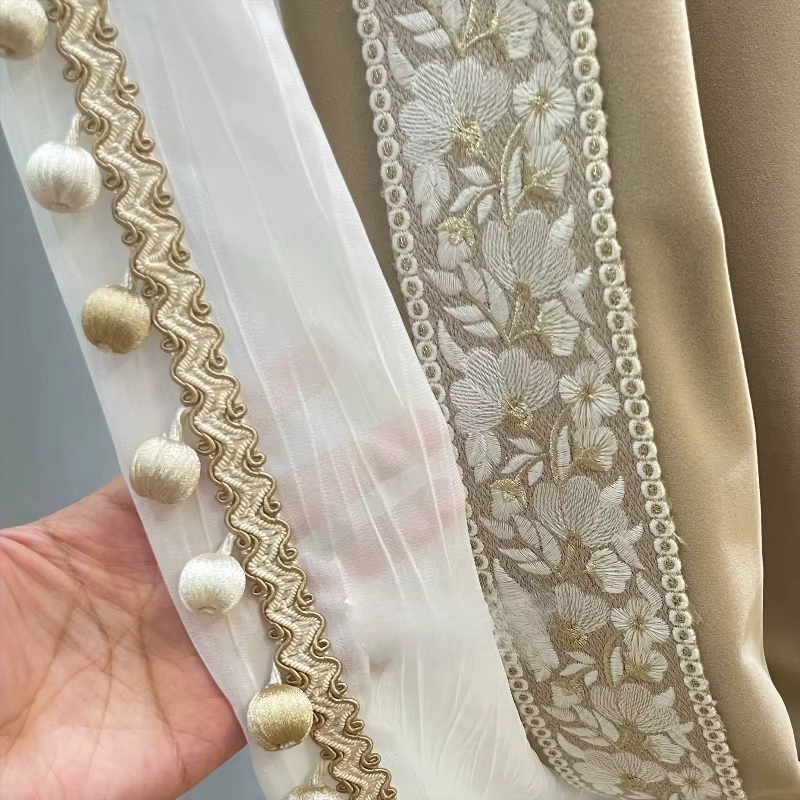 Rideaux européens en dentelle brodée en velours Beige