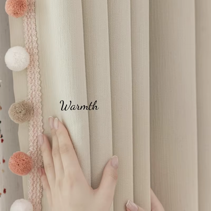 Rideau occultant Pom Chenille pour chambre à coucher