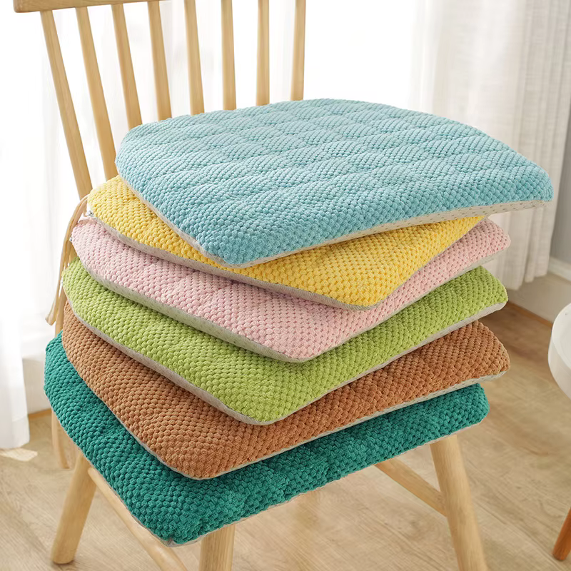 Coussin de chaise épais en velours côtelé en forme de fer à cheval