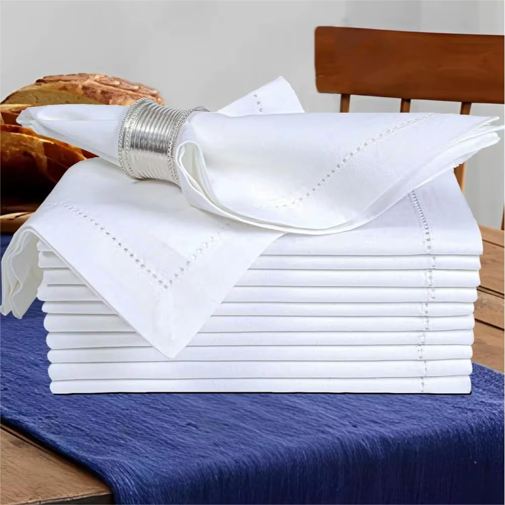 Ensemble de 12 serviettes de table en lin ajourées