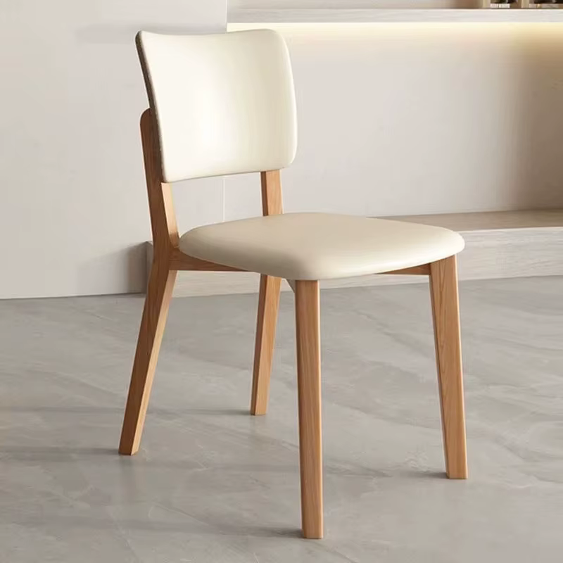 Chaise de salle à manger en cuir et bois