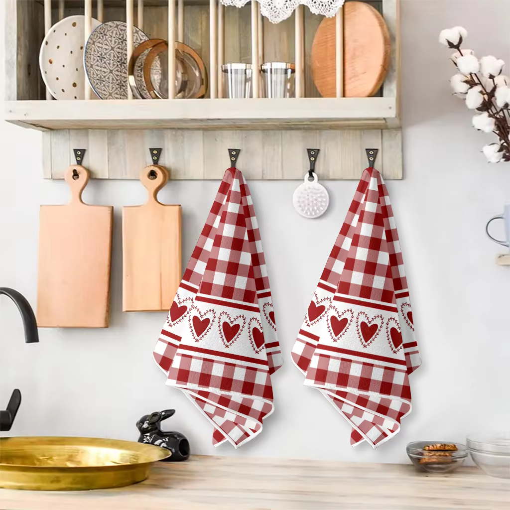2 pièces, serviettes de cuisine simples à carreaux rouges et blancs en forme de cœur