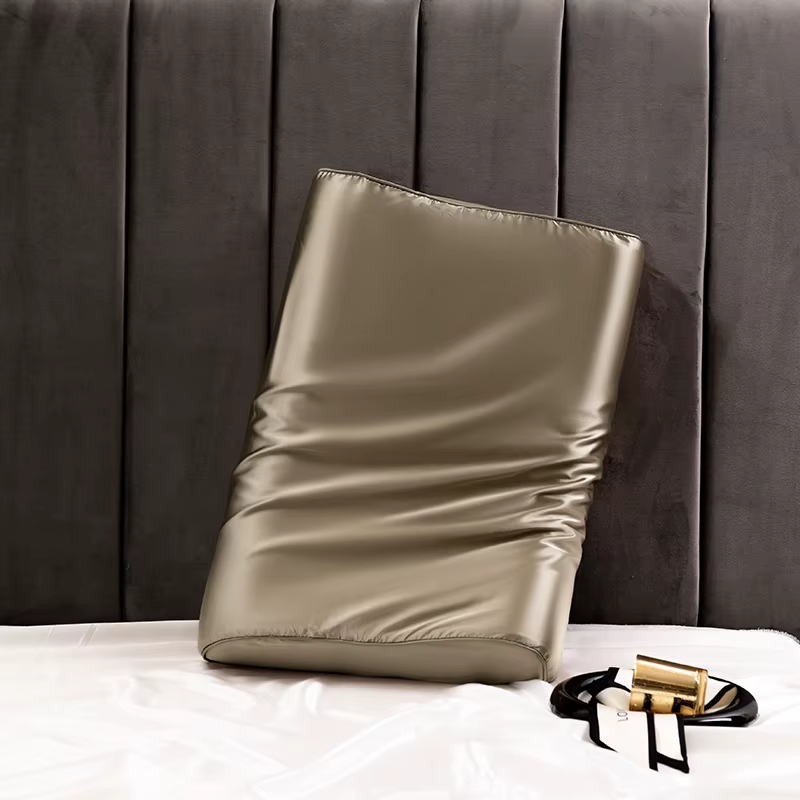 Taie d'oreiller en soie satinée pour mousse à mémoire de forme et oreiller en Latex