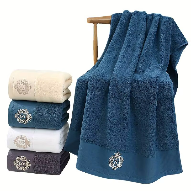 Serviette de bain brodée en coton 70x140cm