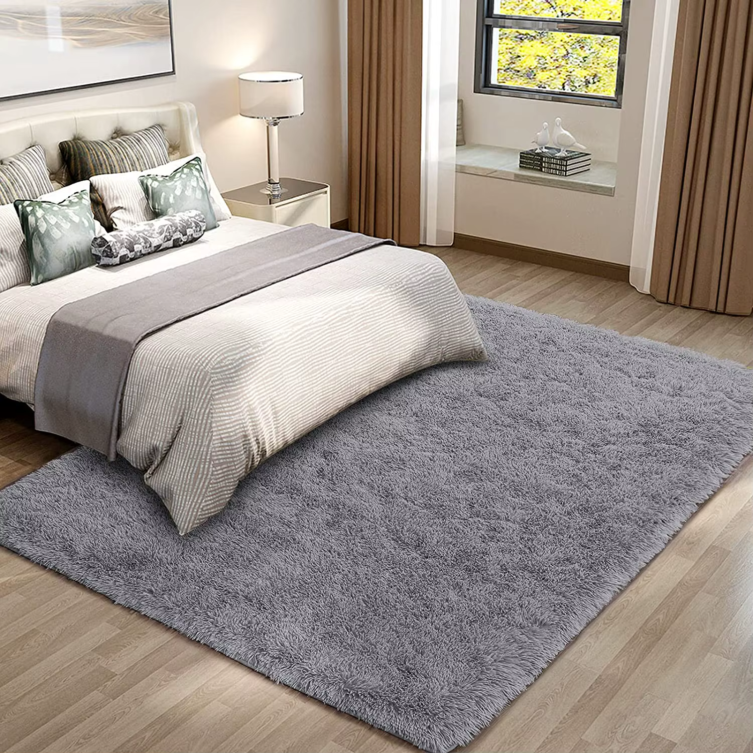 Tapis blanc en peluche