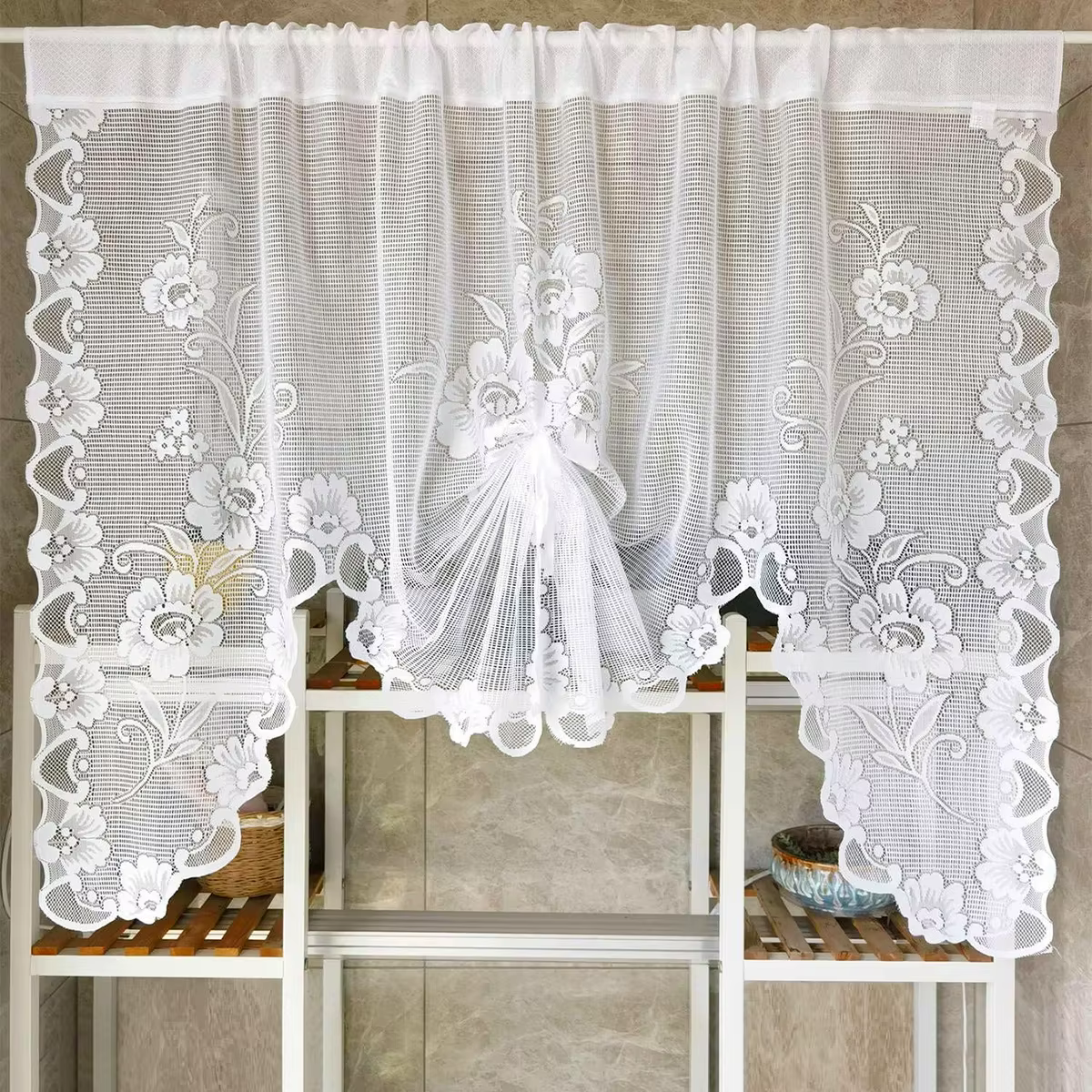 Rideau en dentelle transparente brodée florale