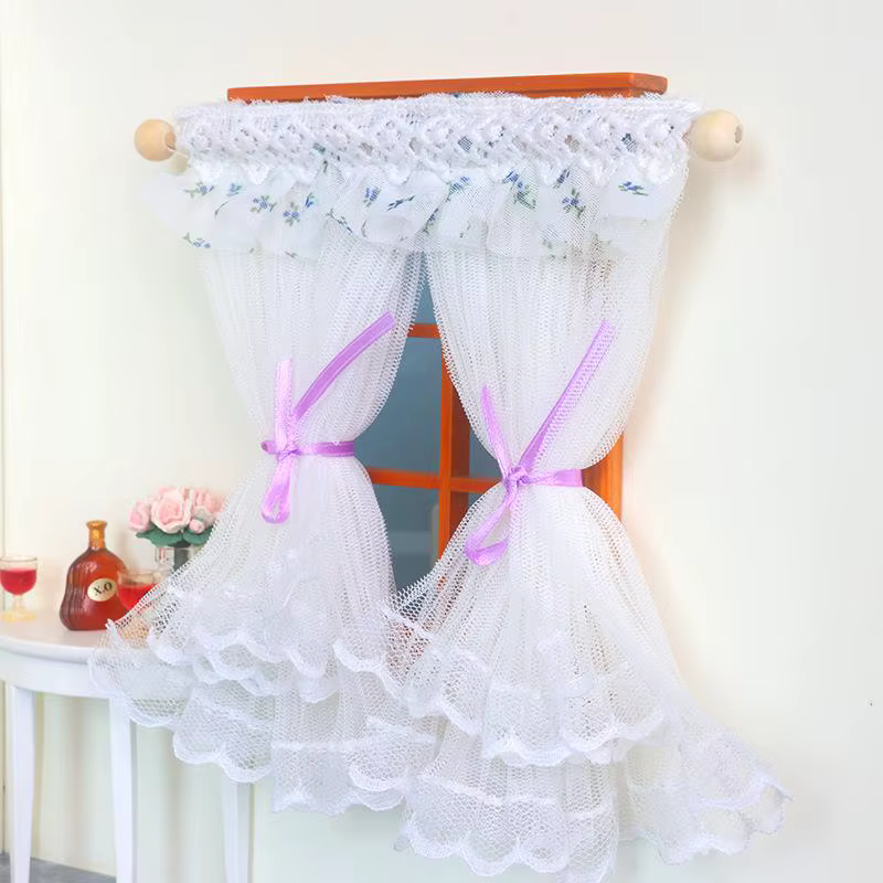 Mini rideaux en dentelle pour maison de poupée